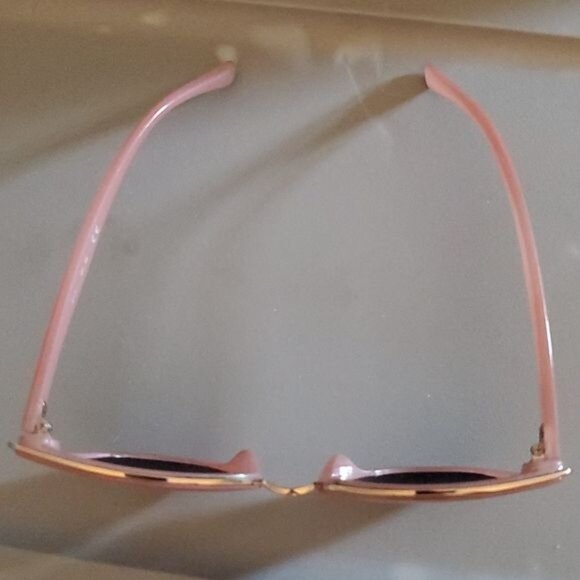 Guess Cat Eye Sunglasses Pink Rose Gold Mirrored Hardcase Women's WOMAN'S - Picture 9 of 15